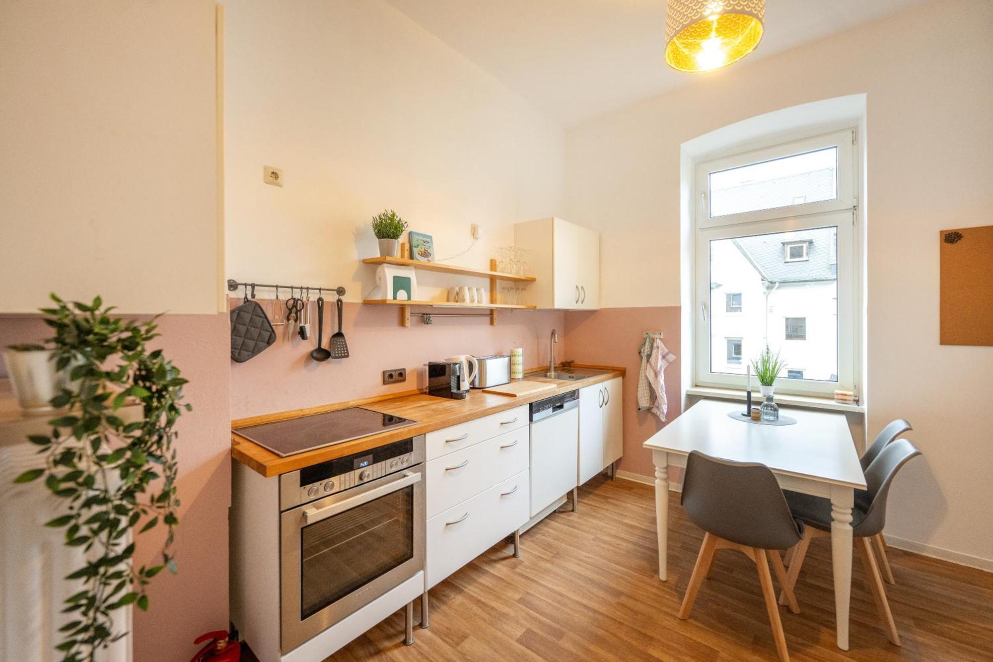 Suedstadt-Oase 1 Komfort Mit 2 Sz Und Balkon Koblenz  Exterior foto