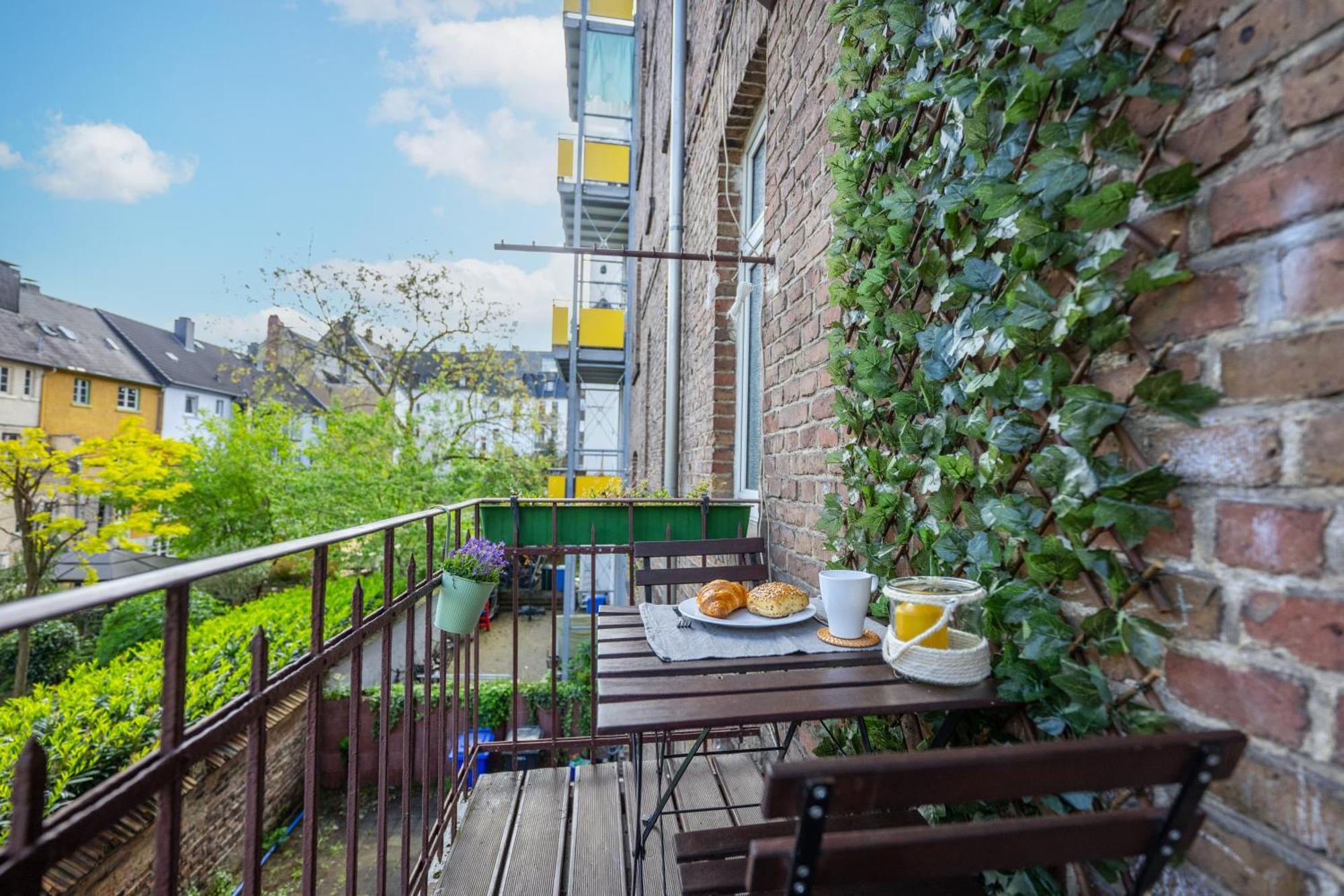 Suedstadt-Oase 1 Komfort Mit 2 Sz Und Balkon Koblenz  Exterior foto